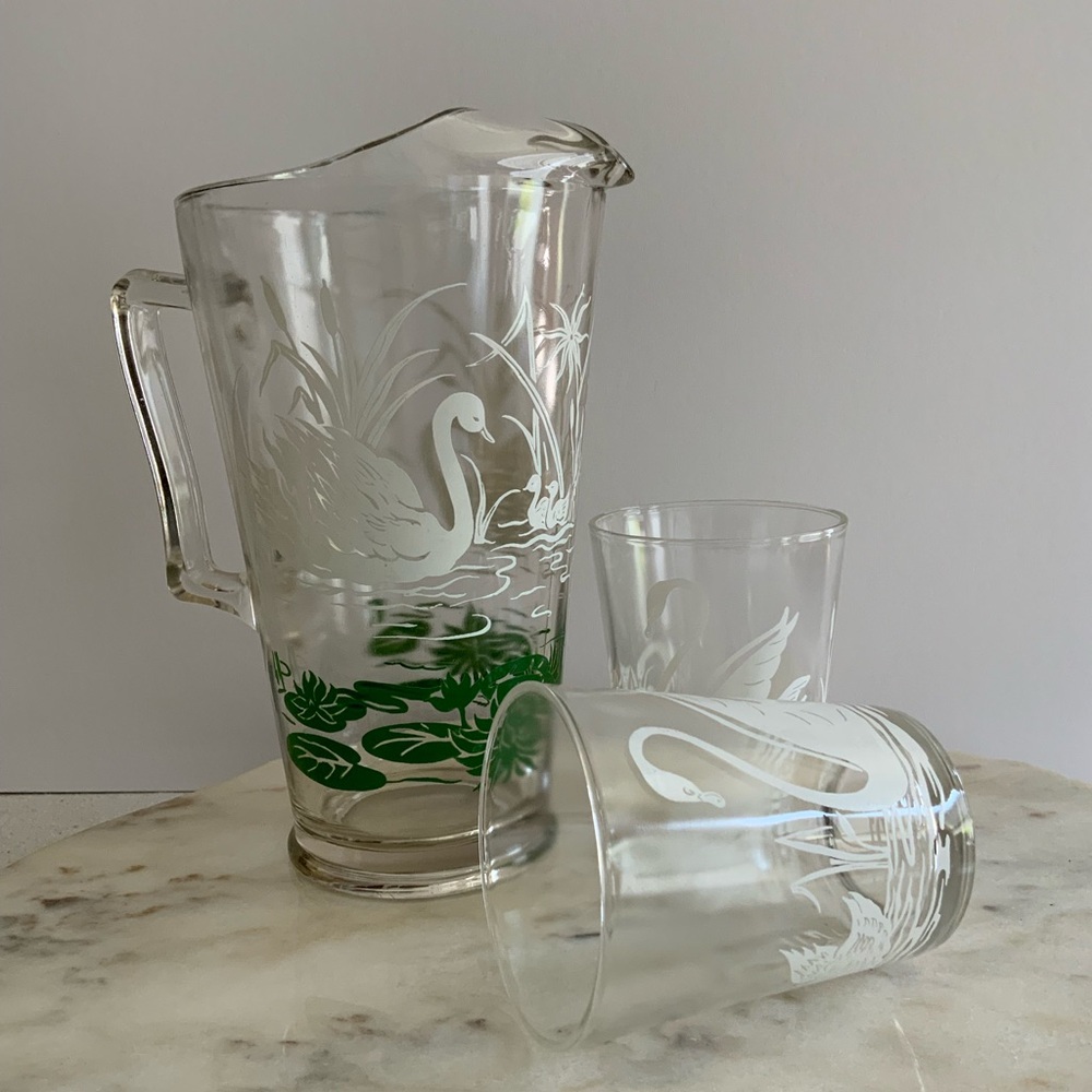 Swan Pitcher/Glass Set